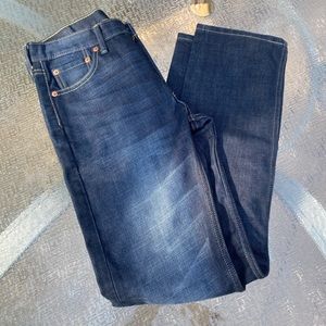 LEVIS: 513 MENS JEANS